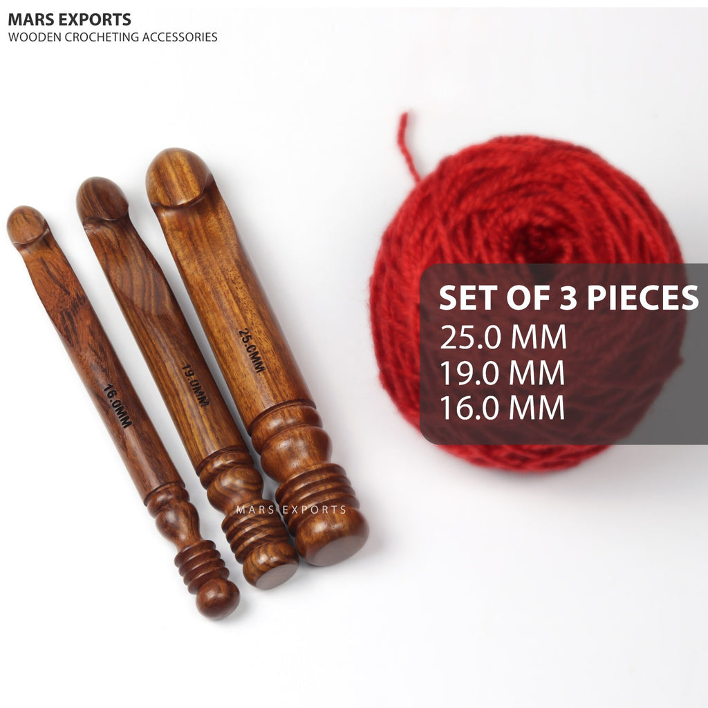 Set of 15 mm, 20 mm and 25 mm rosewood crochet hook sizes