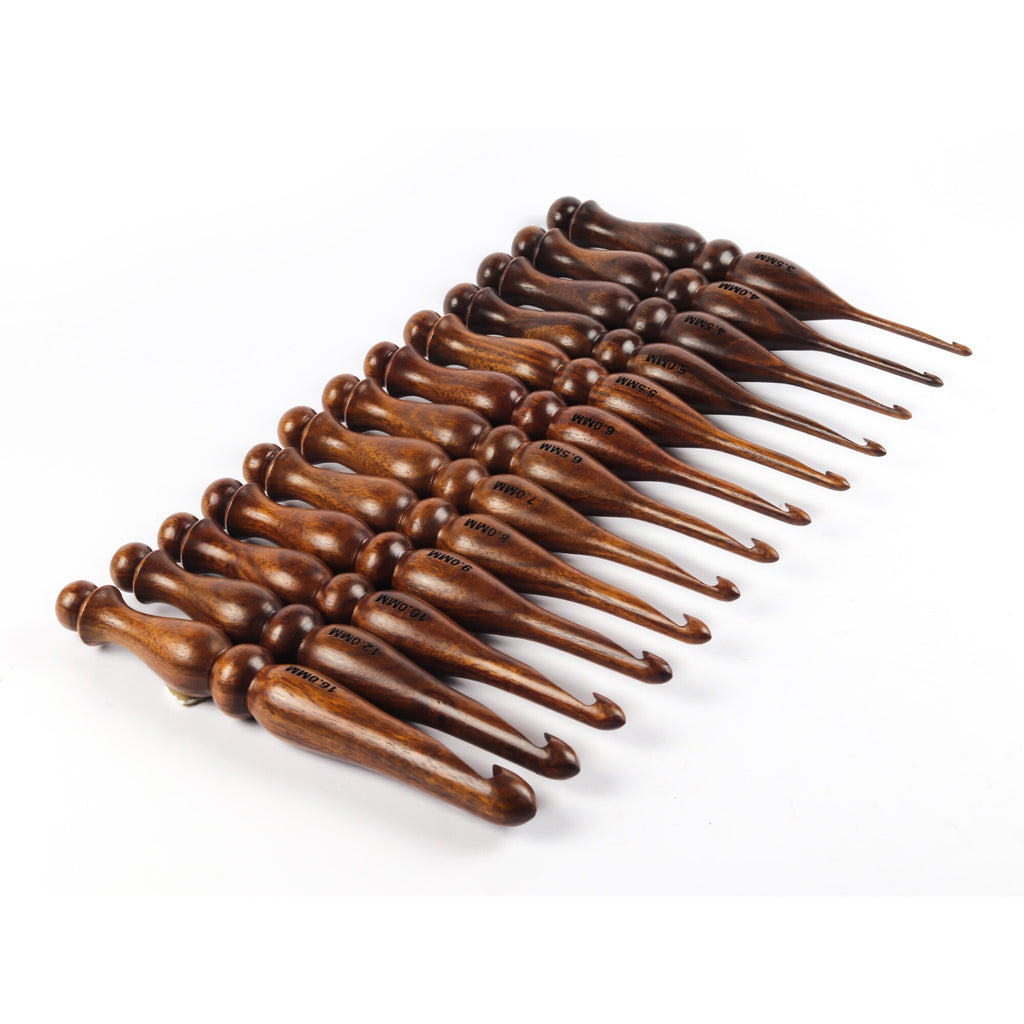 13-Piece Rosewood Crochet Hook Set – Assorted Wooden Hooks, Design 4