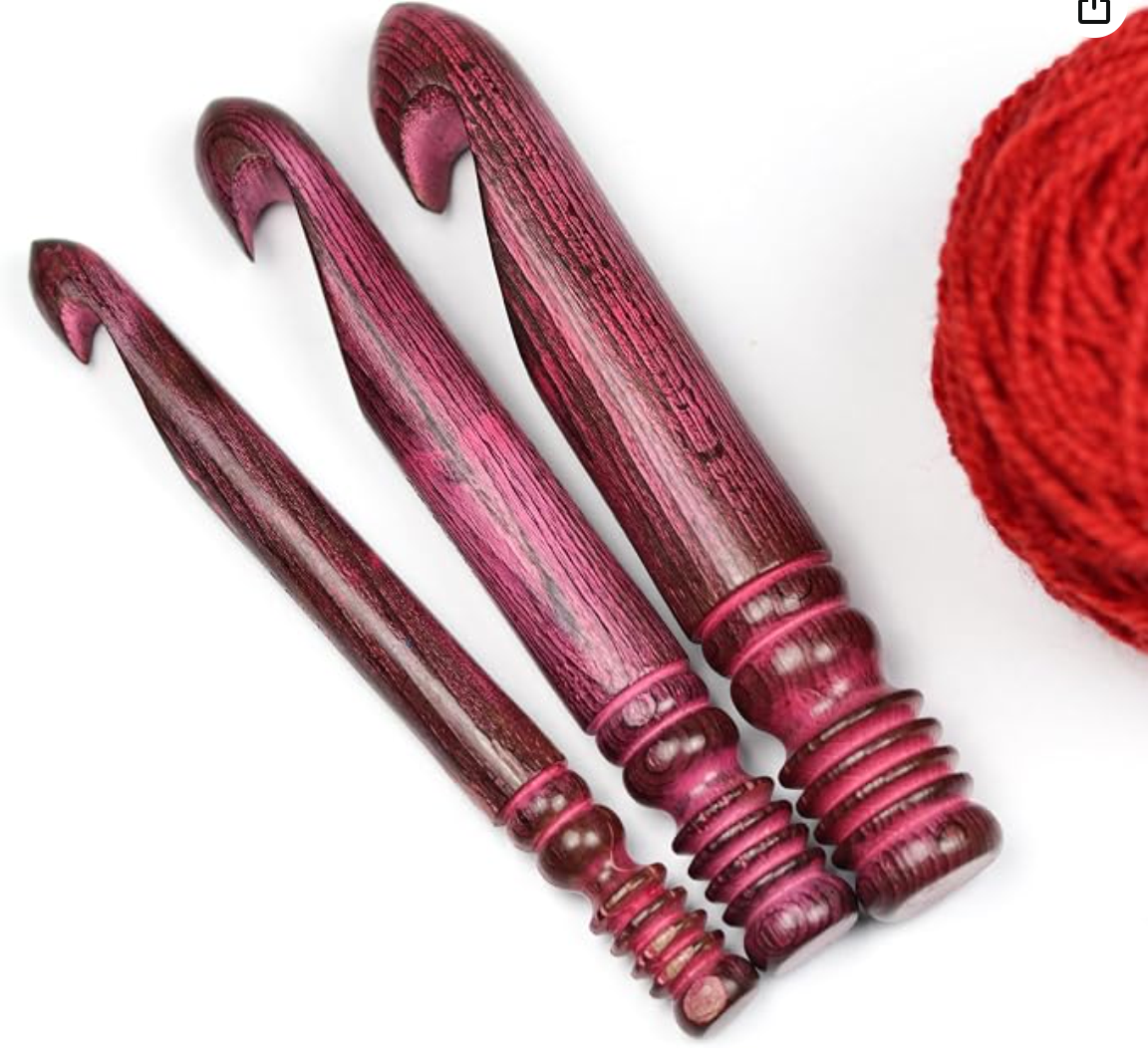 MARS EXPORTS 3-piece wooden crochet hook set antique red
