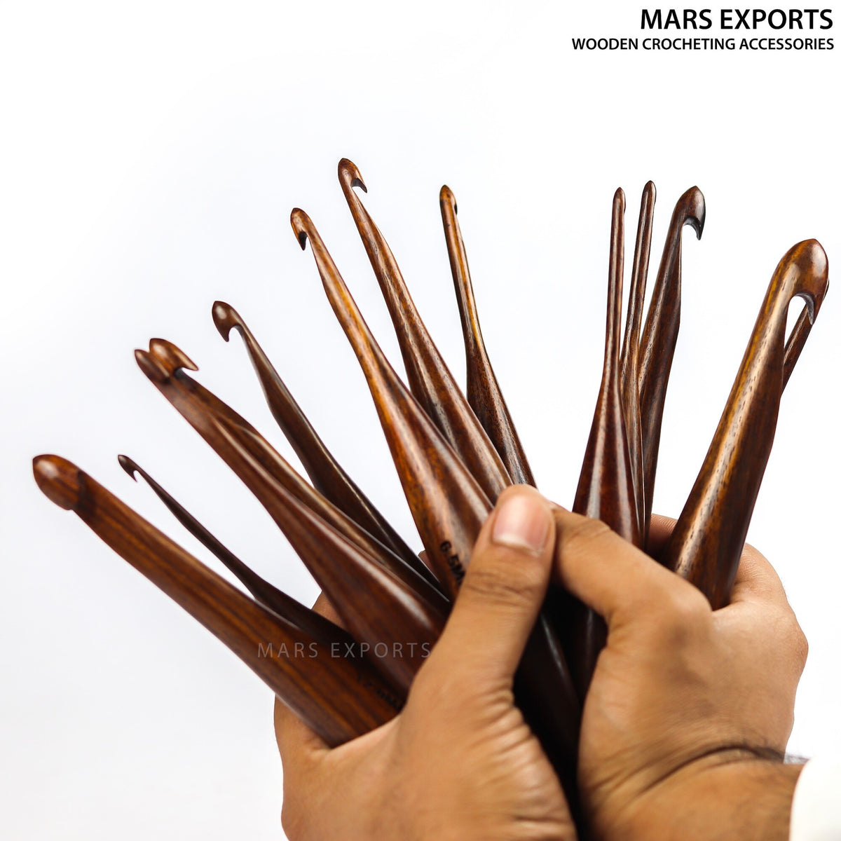 13-Piece Rosewood Crochet Hook Set – Dolphin Design Wooden Hooks