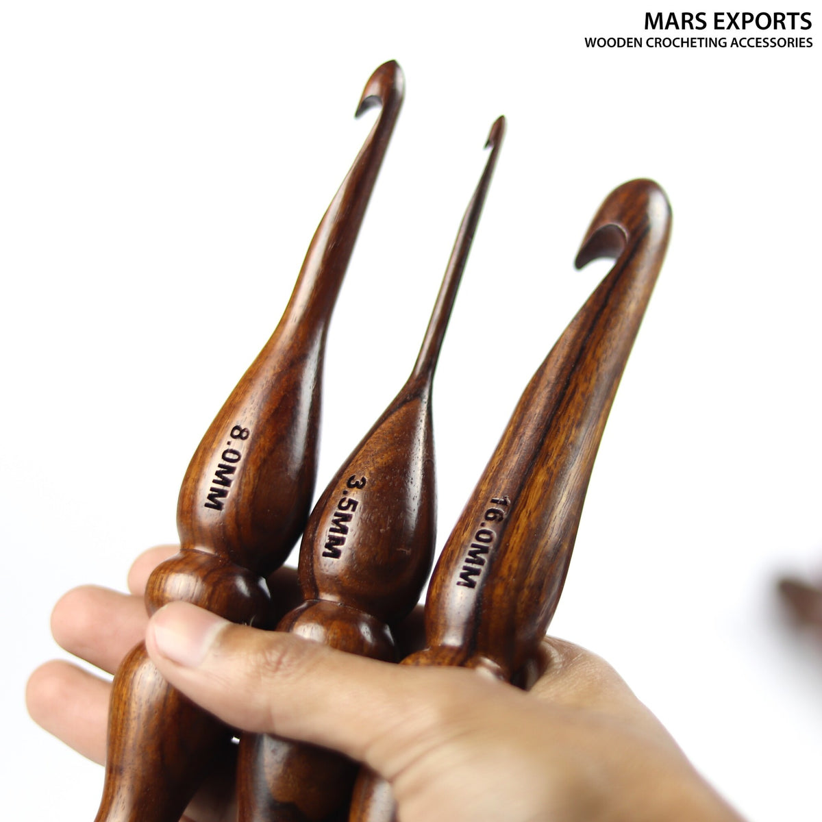 Premium 13-Piece Rosewood Crochet Hook Set – Smooth Wooden Hooks, Design 2